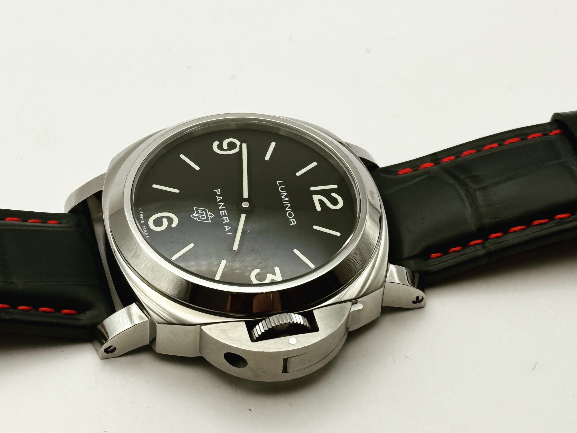 Montre Panerai PAM 00000 Luminor Base restaurée par un professionnel