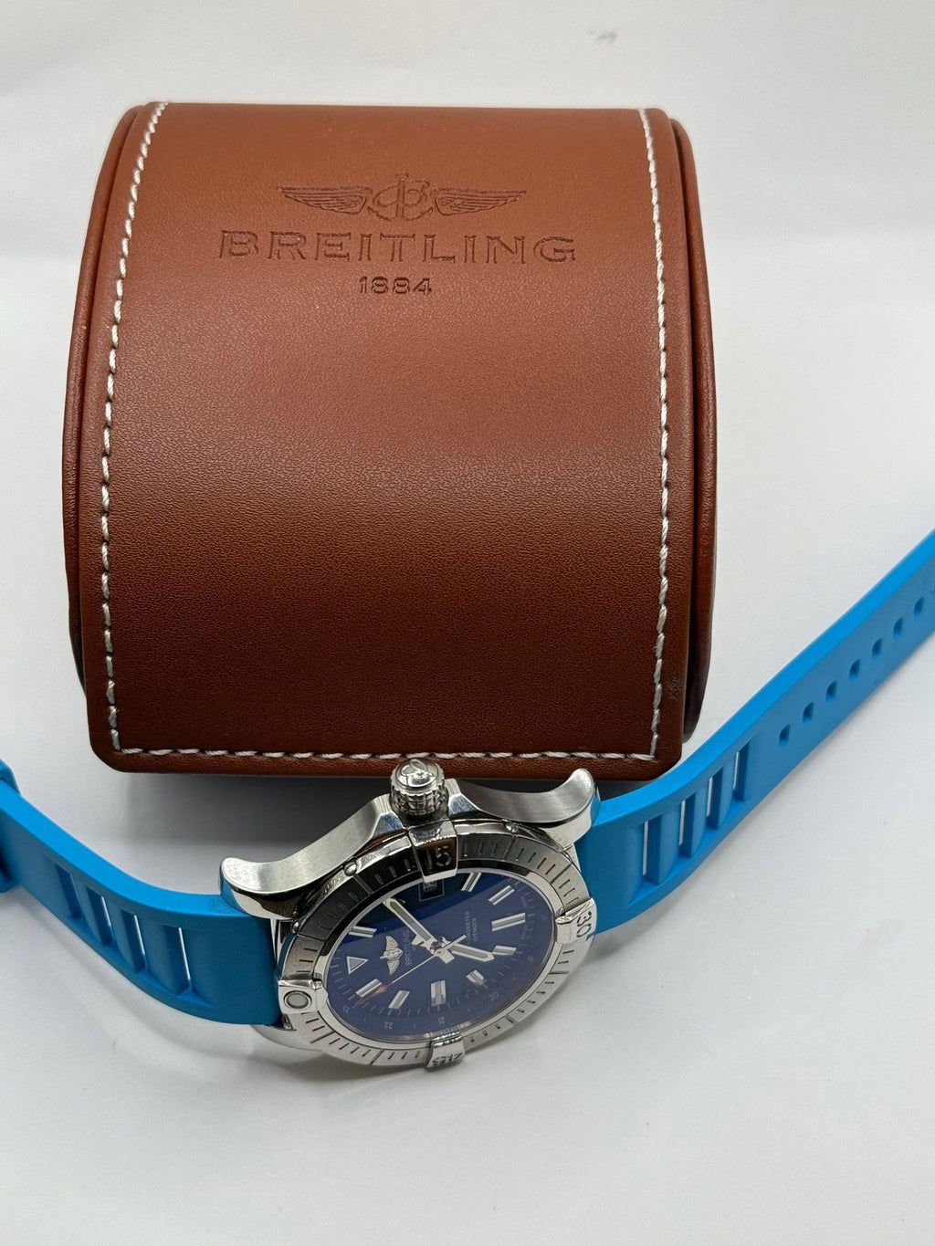Breitling Avenger A17318 Professionally restored