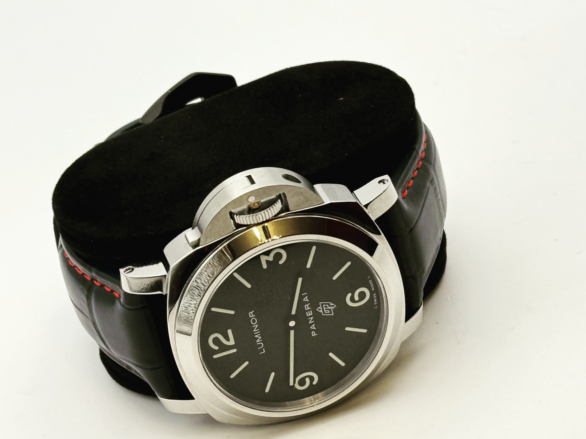 Montre Panerai PAM 00000 Luminor Base restaurée par un professionnel