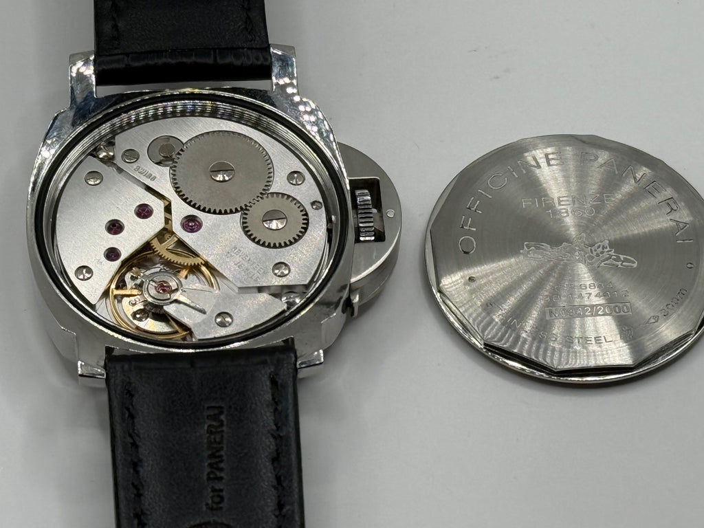 Panerai PAM 00390 Luminor Base Édition Boutique Montre Restaurée