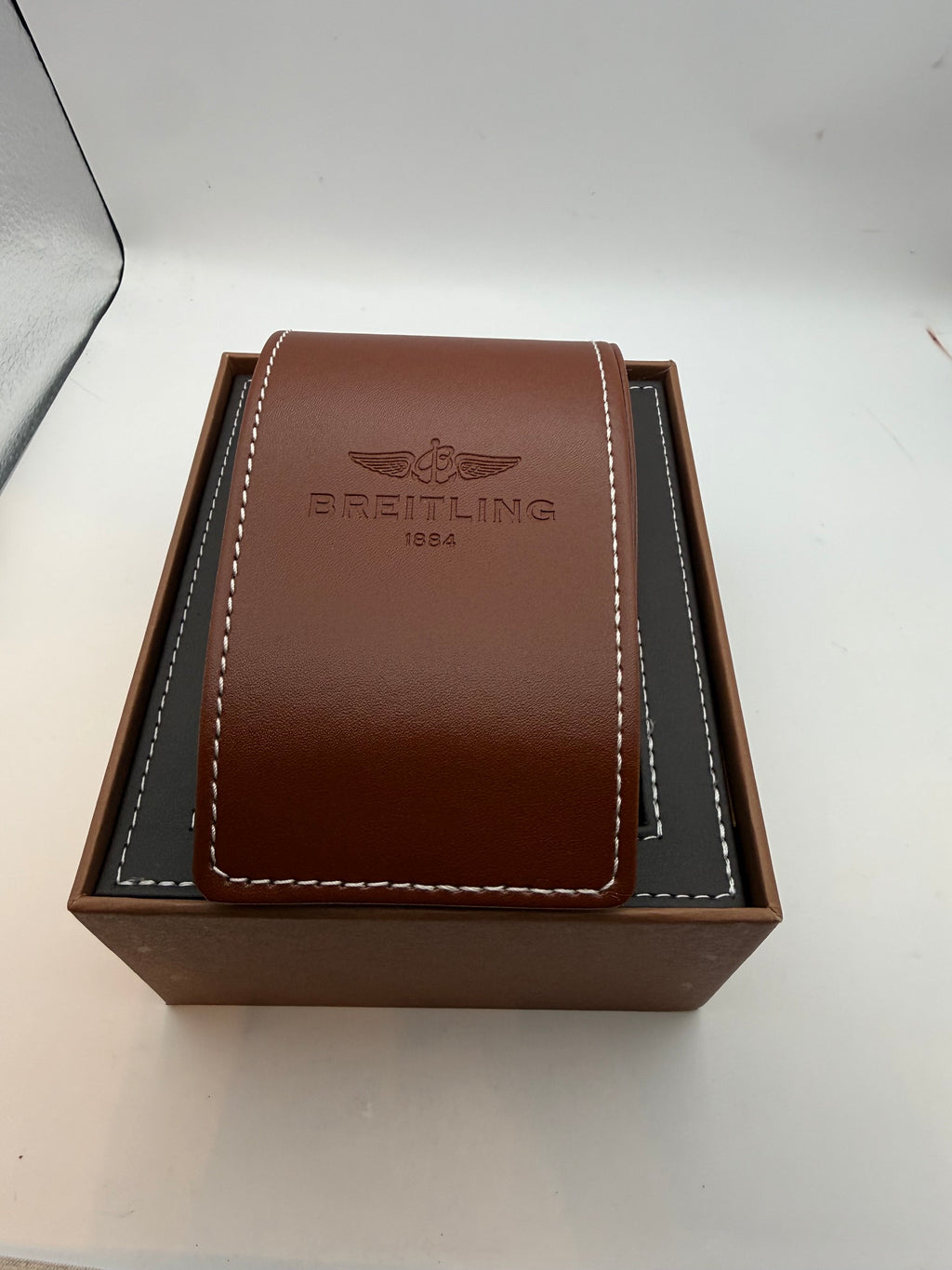 Breitling Avenger A17318 Restaurée par des professionnels