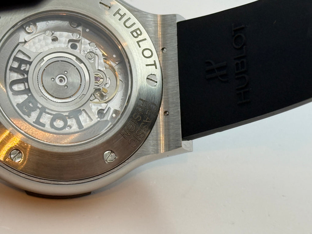 Hublot Classic Fusion Titanium 42 mm 542.NX.1171.RX