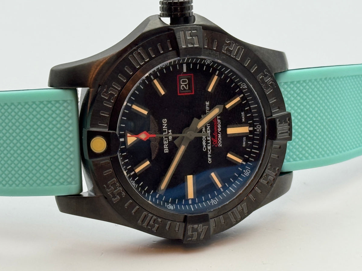 Breitling Avenger Blackbird 44 V17311 Original back case
