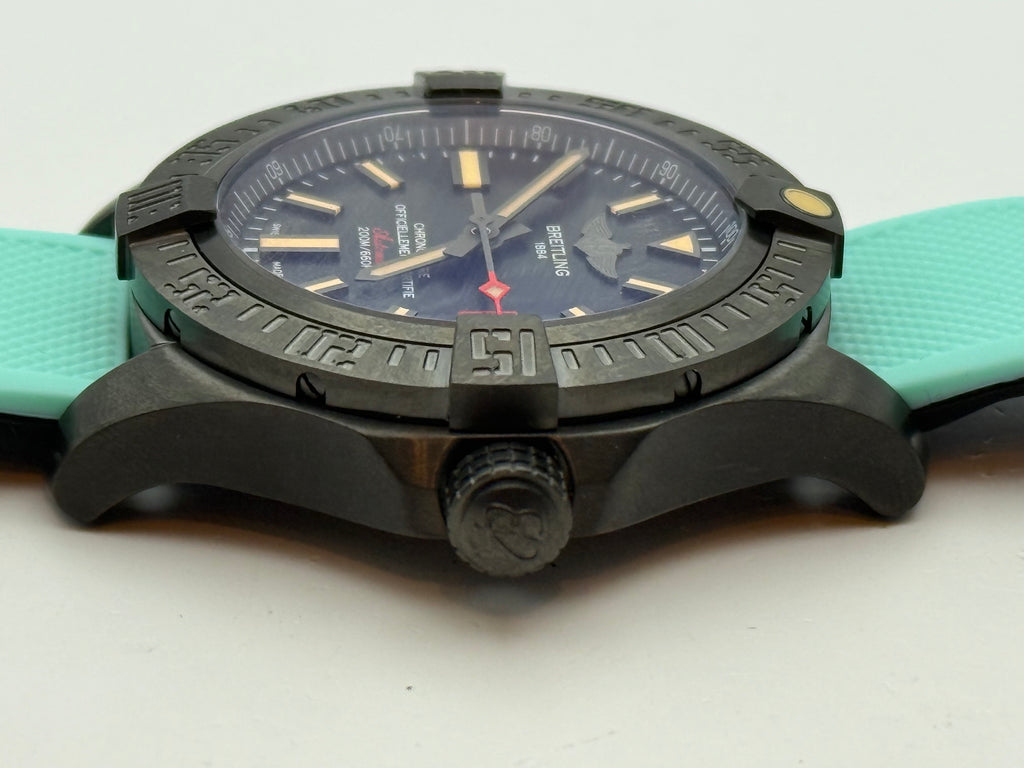 Breitling Avenger Blackbird 44 V17311 Original back case